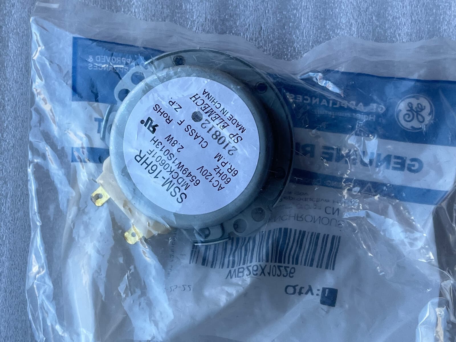 New Genuine GE Microwave Motor Ac Synchronous PVM9179DF1BB WB26X10226 — thumbnail 2