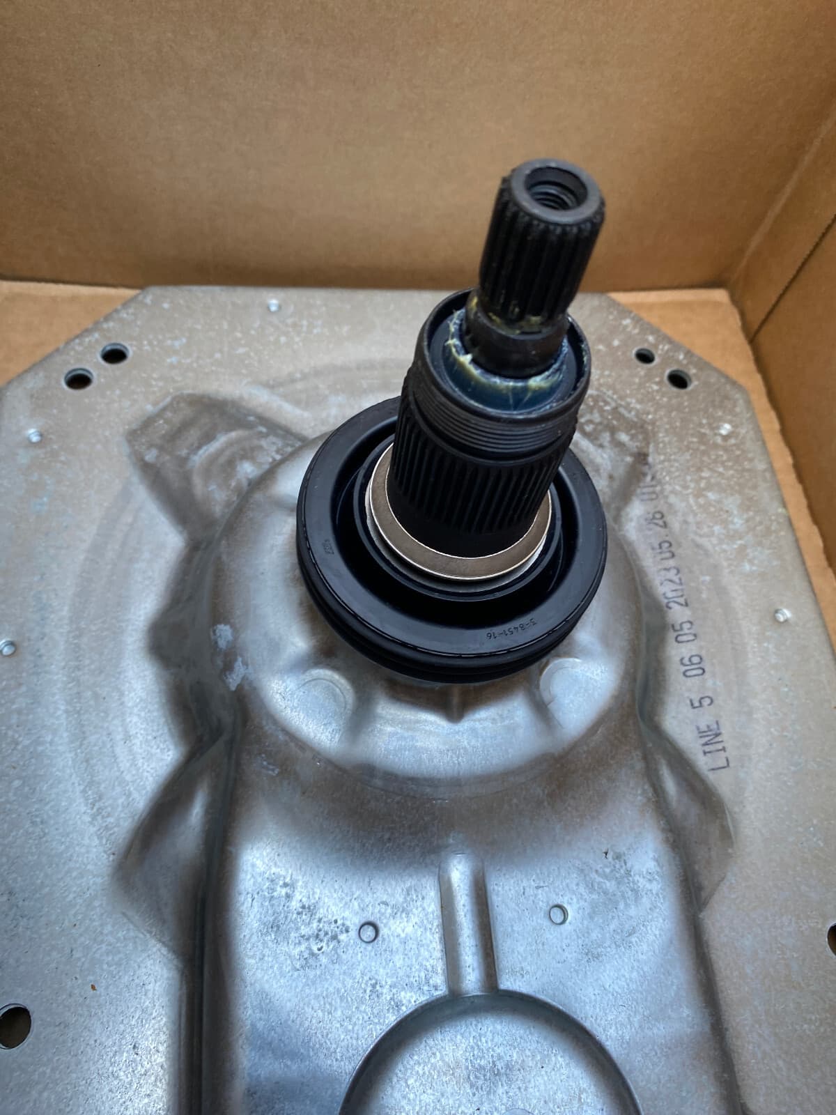 New Genuine OEM Whirlpool  Washer Gear Case W11449840 — thumbnail 2