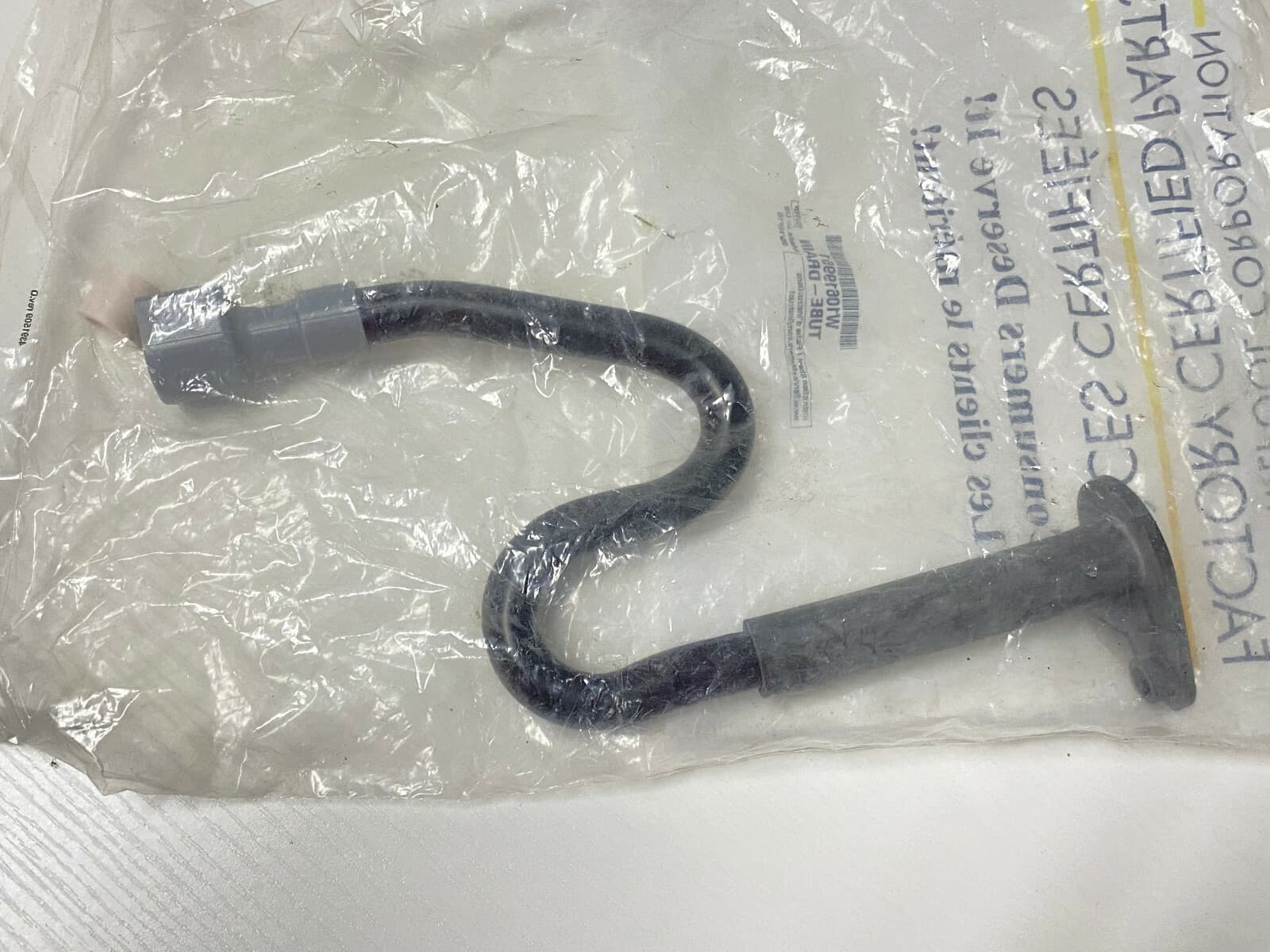 NEW Genuine Whirlpool Refrigerator Drain Tube KBFS25EVMS W10619951 — thumbnail 5