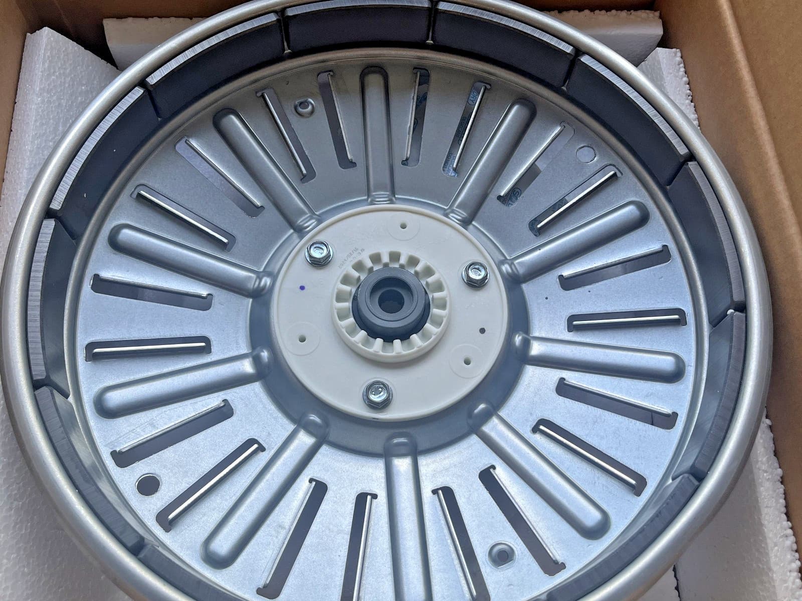 New Genuine OEM LG Washer Rotor Assembly Ccombine WT6105CW AHL76195113 — thumbnail 5