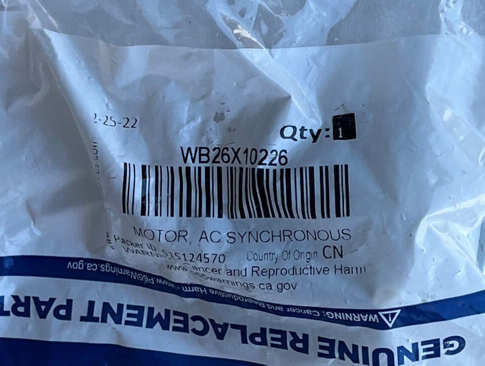 New Genuine GE Microwave Motor Ac Synchronous PVM9179DF1BB WB26X10226 — thumbnail 3