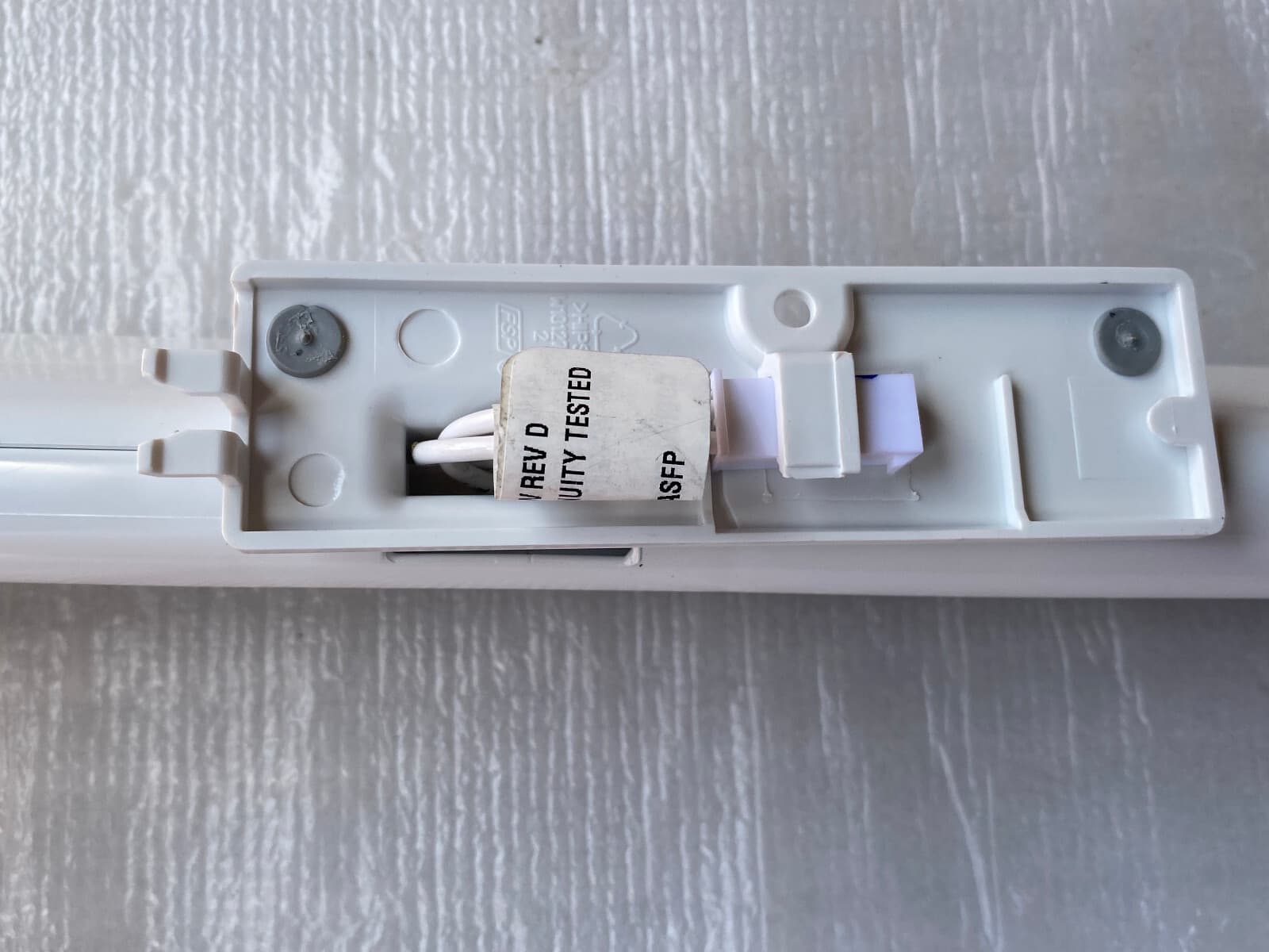 Genuine Whirlpool Rail-Mulln W10806457 — thumbnail 3