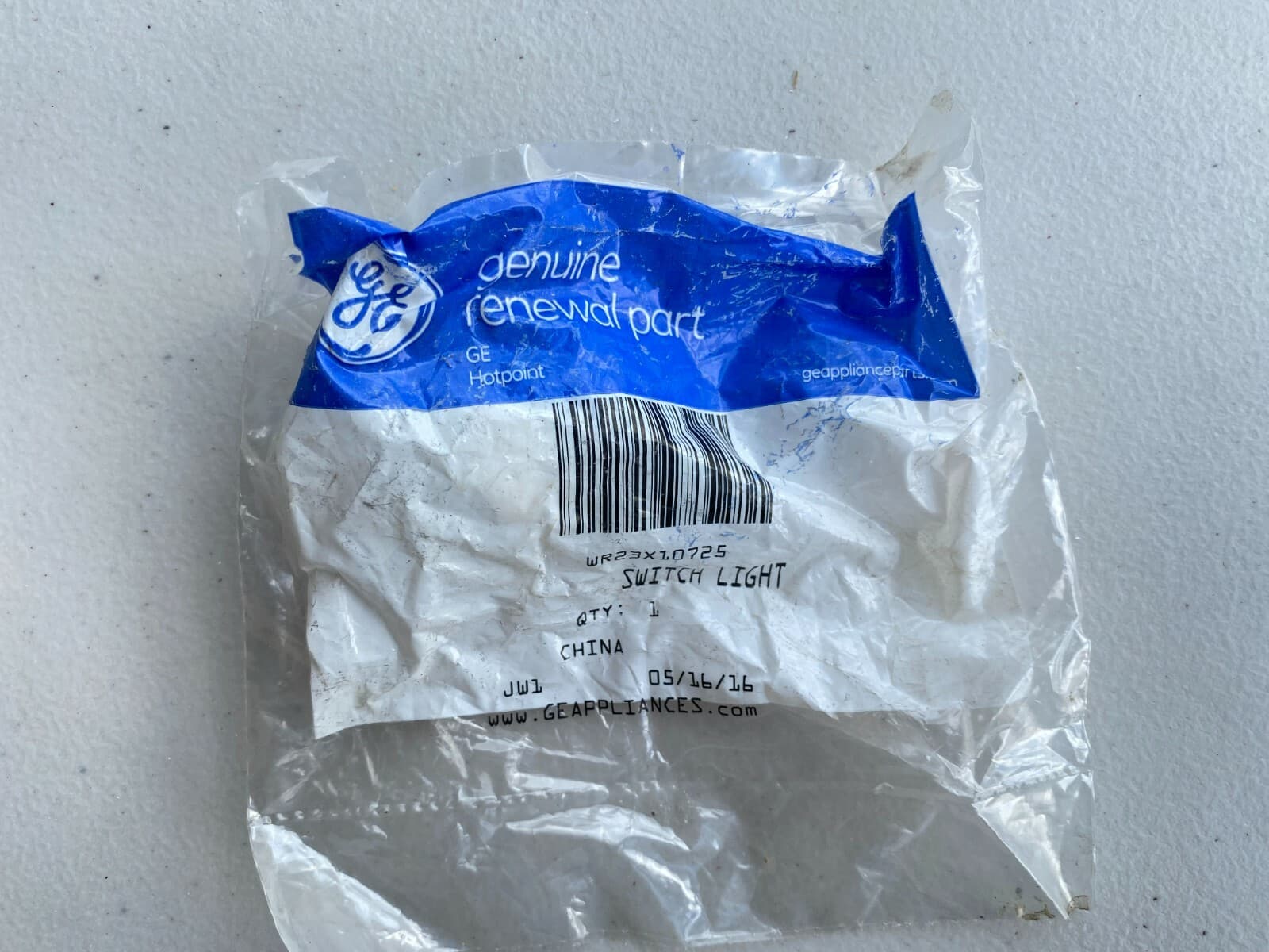 Genuine OEM GE Door Light Switch WR23X10725 — thumbnail 3