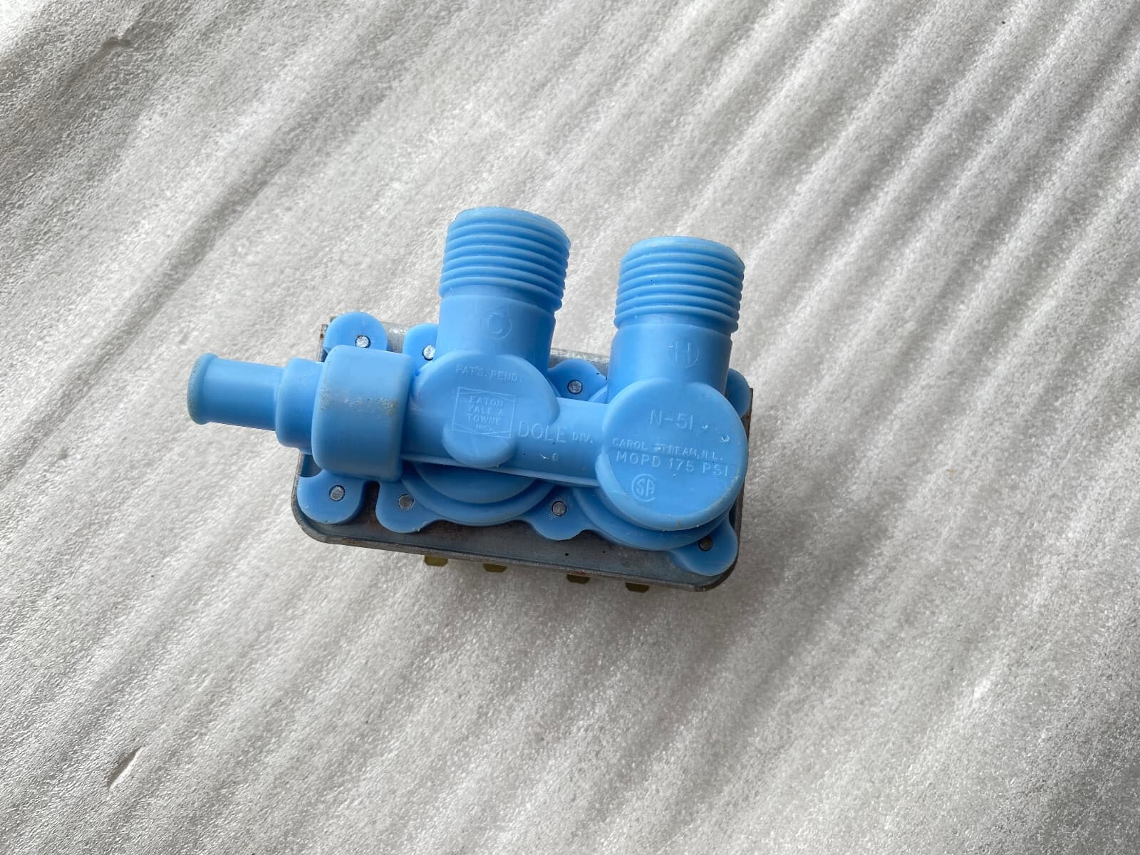 Genuine Frigidaire Washer Valve 5303207418 — thumbnail 2