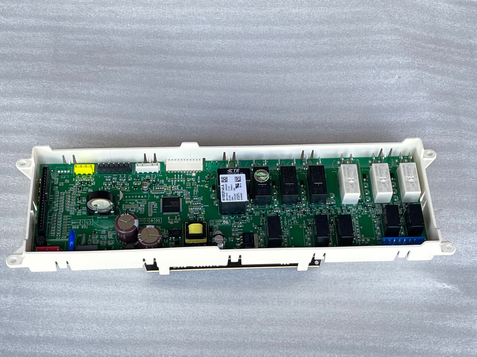 Genuine OEM Whirlpool Range Oven Control Board W10877730 — thumbnail 3
