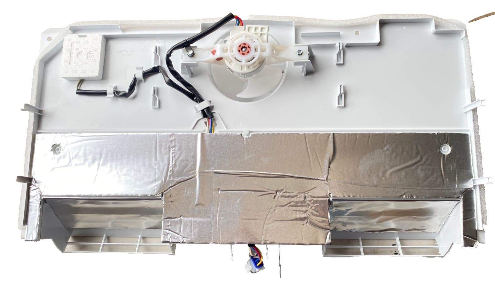 WR49X40245 OEM GE Refrigerator Evaporator Cover And Fan Assembly New Genuine — thumbnail 2