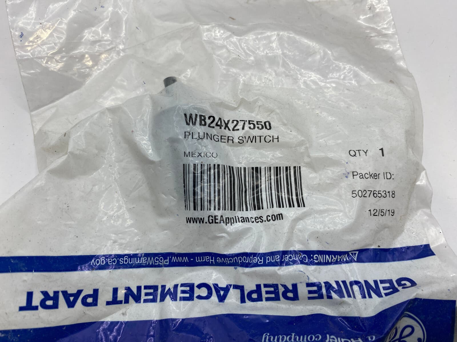 New Genuine OEM GE Range Plunger Switch WB24X27550 — thumbnail 2