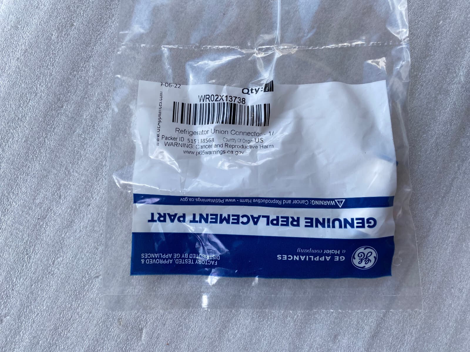 New Genuine  GE Coupler Straight 1/4 WR02X13738 — thumbnail 3