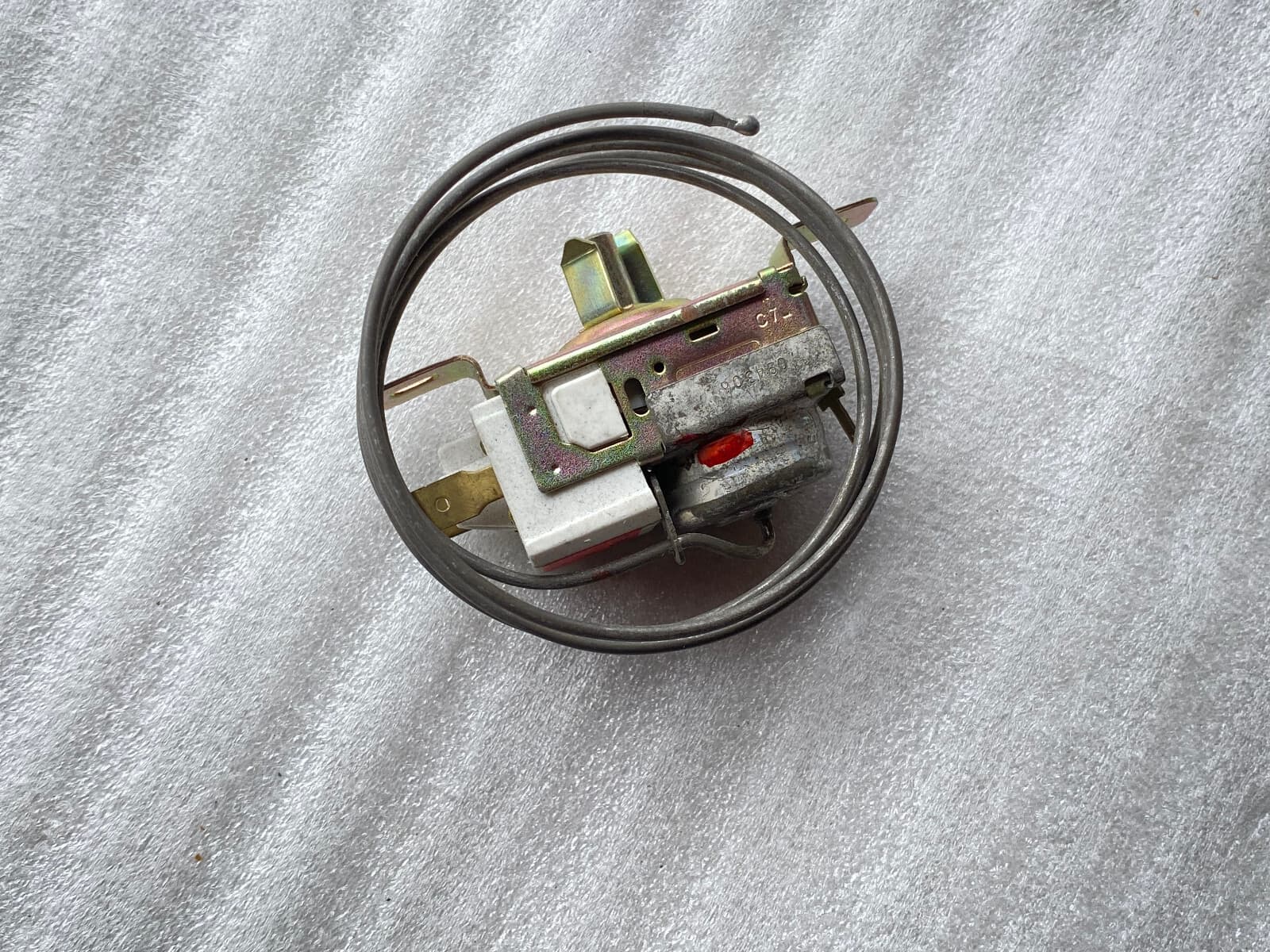 Genuine Whirlpool Cold Control  2198202 — thumbnail 2
