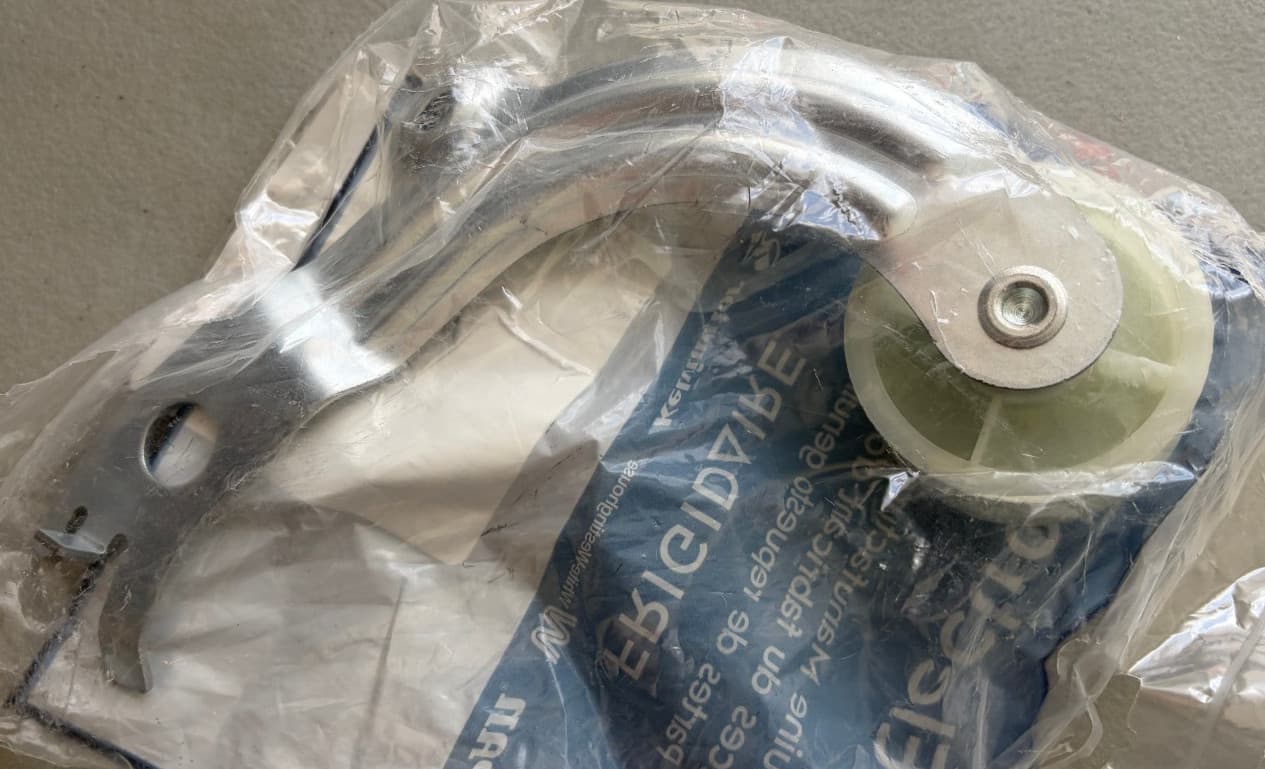 5304511431  OEM Frigidaire Dryer Pulley Assembly New Genuine — thumbnail 3