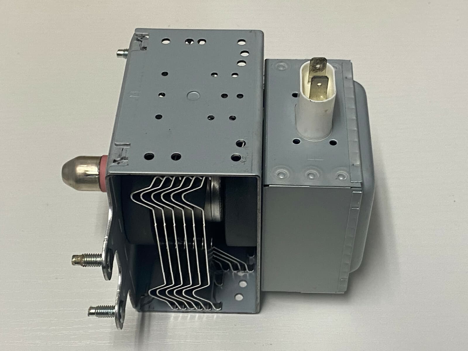 Genuine OEM  Samsung Microwave Assy-Magnetron W10126786 — thumbnail 3