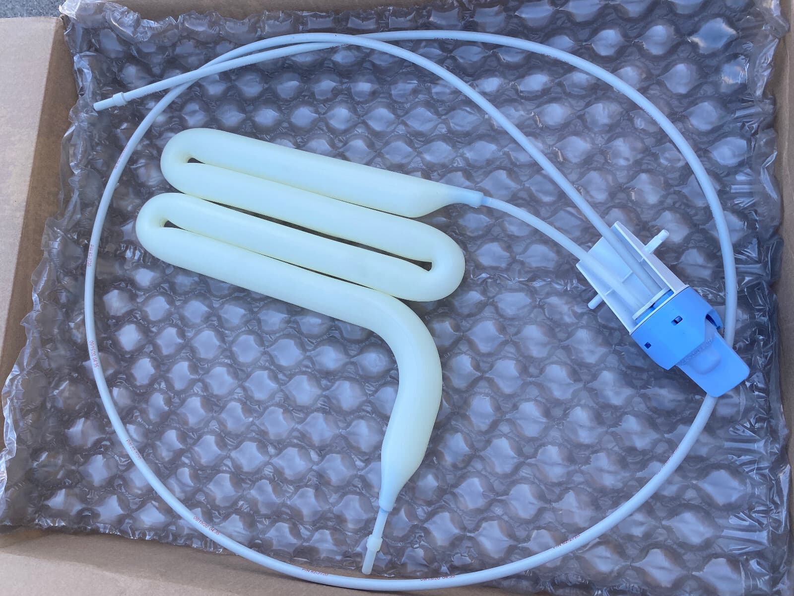 New Genuine Whirlpool Refrigerator Water Reservoir and Filter Head WPW10216070 — thumbnail 3