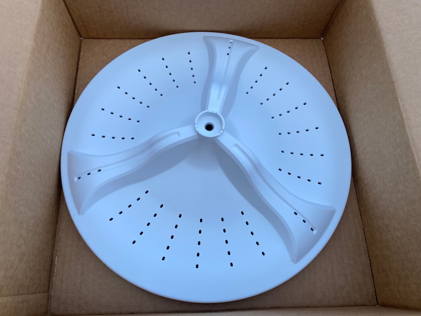 New Genuine OEM Whirlpool Washer Washplate W10902814