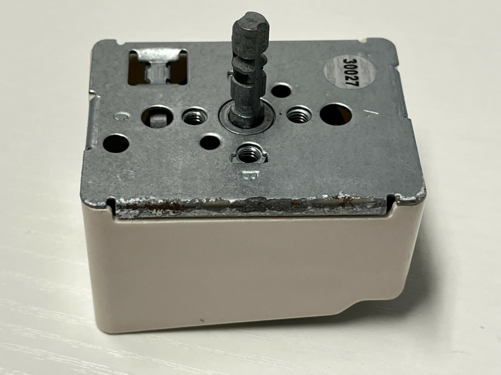 74007840 OEM Whirlpool Cooktop Element Control Switch — thumbnail 4