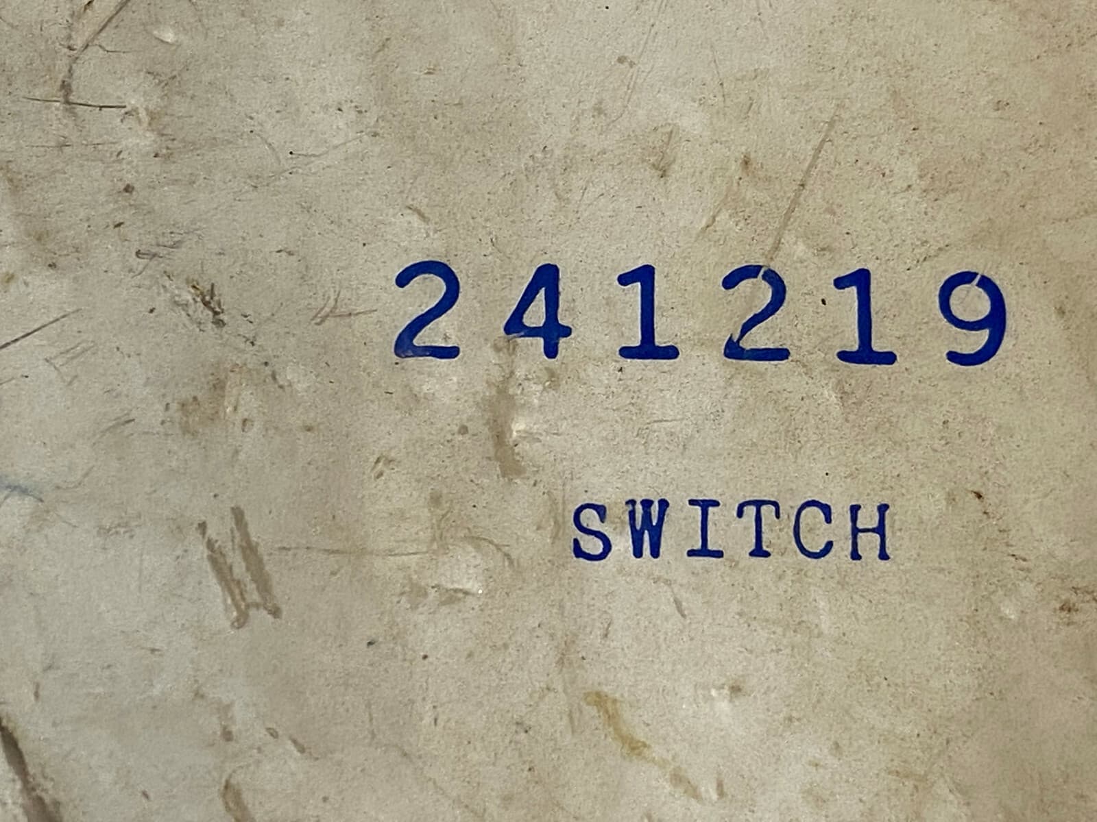 Genuine OEM Whirlpool Switch 241219 — thumbnail 3