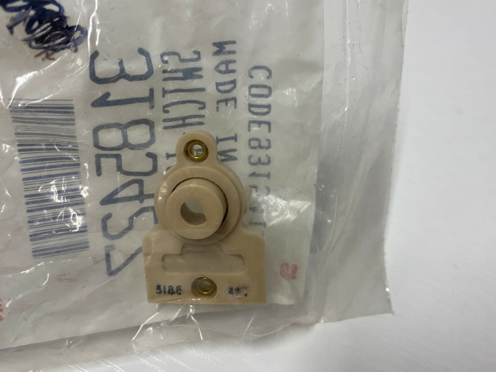 NEW Genuine OEM Whirlpool Cooktop Top Burner Spark Igniter Switch 3185427 — thumbnail 4