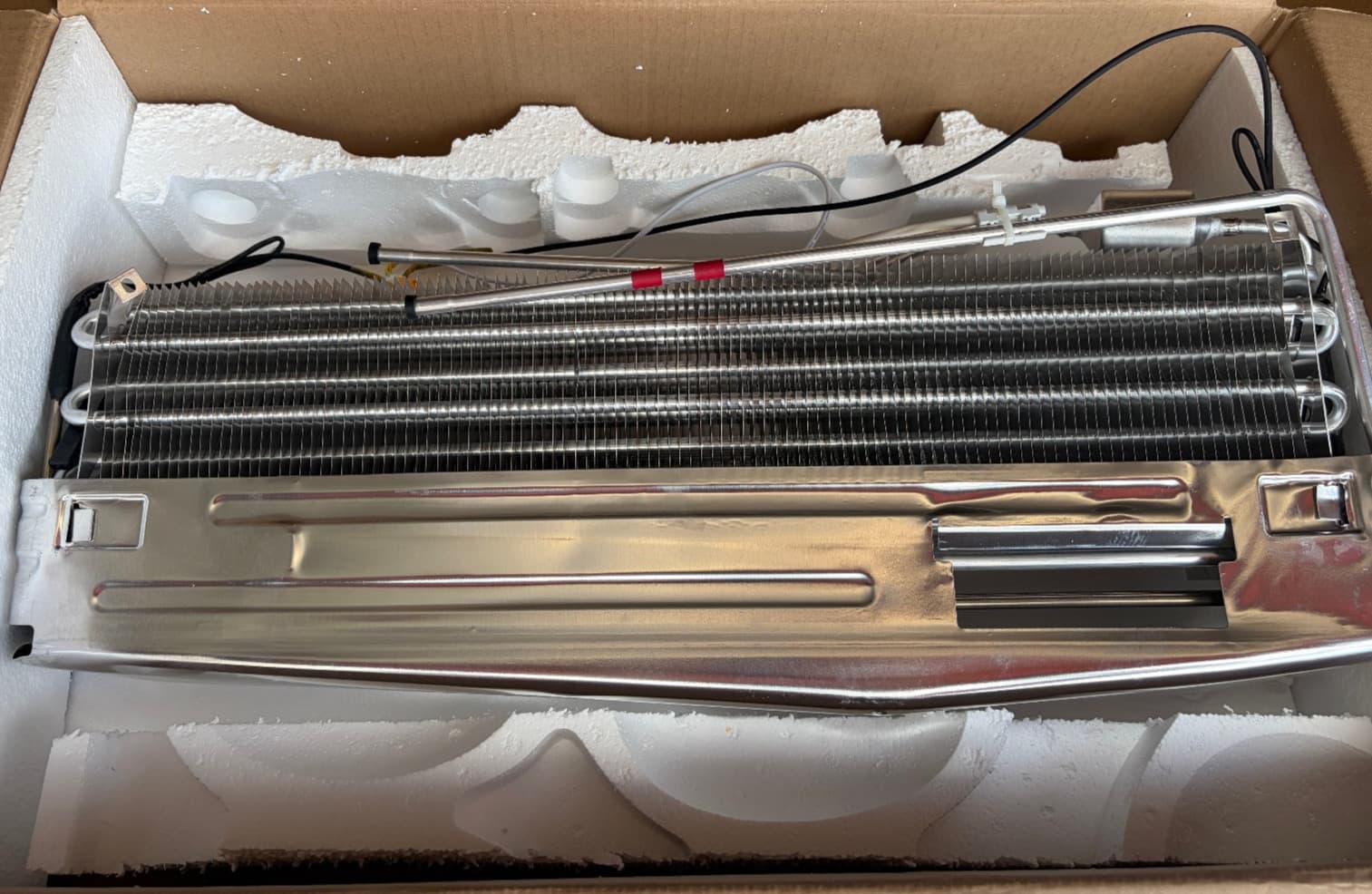 K2084776 OEM Hisense Refrigerator Evaporator Fin Assembly B01271583  Genuine New — thumbnail 2