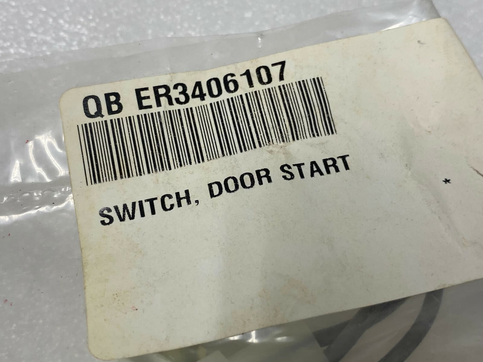 New Genuine OEM Whirlpool  Dryer Door Switch 3406107 — thumbnail 5