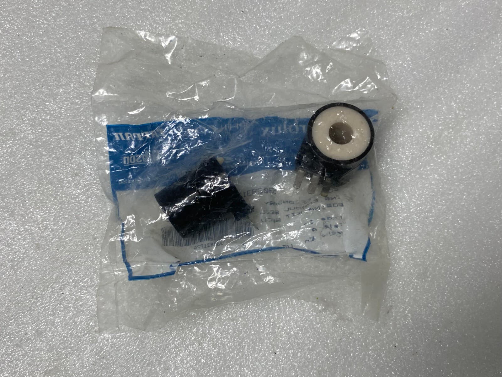 NEW Genuine OEM  Frigidaire Dryer Valve Coil Kit FDG747GES0 5303931775 — thumbnail 3
