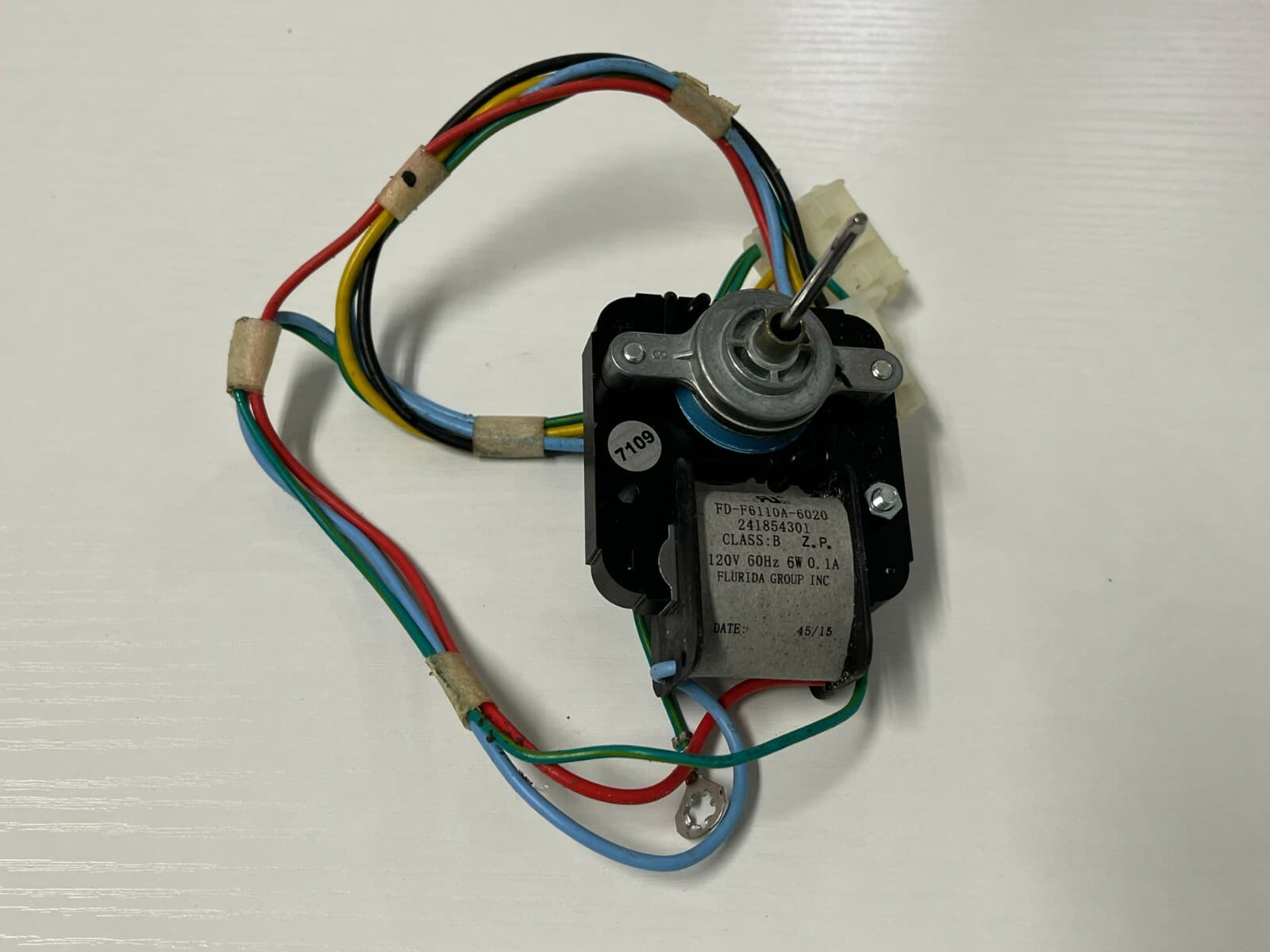Genuine OEM Frigidaire Refrigerator Evaporator Fan Motor 241854301 — thumbnail 4